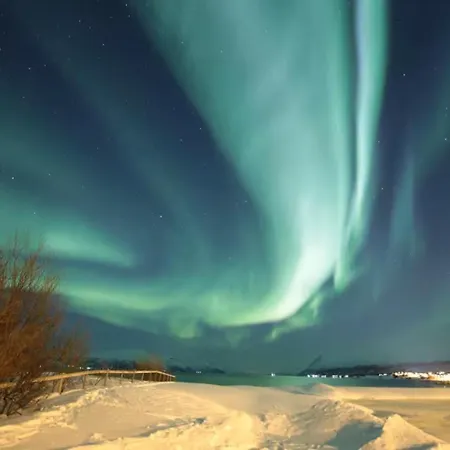 Cozy By The Sea Nyaraló Tromsø