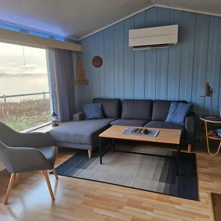 度假居 Cozy By The Sea